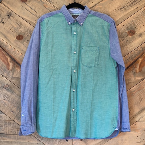 Urban Outfitters Other - UO Hawkings McGill Colorblock Oxford Shirt M NWOT
